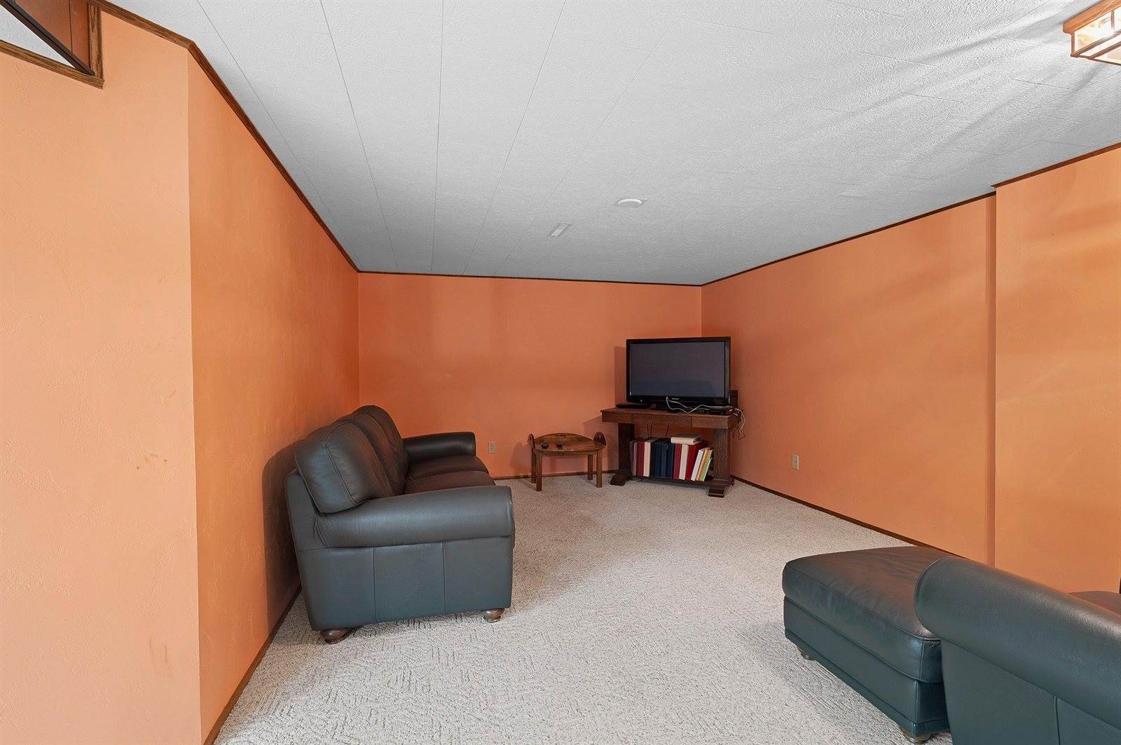 21 Arvey Lane, Fond Du Lac, WI 54935