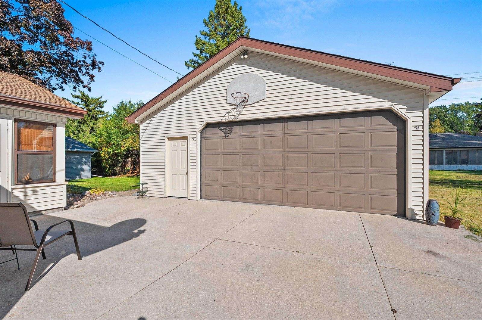 21 Arvey Lane, Fond Du Lac, WI 54935