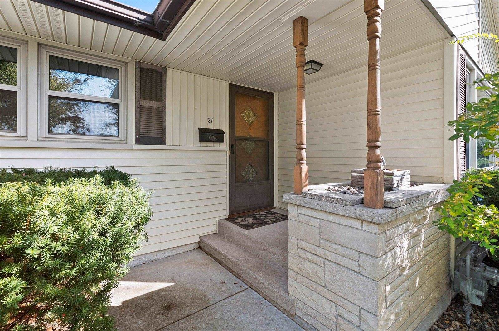 21 Arvey Lane, Fond Du Lac, WI 54935