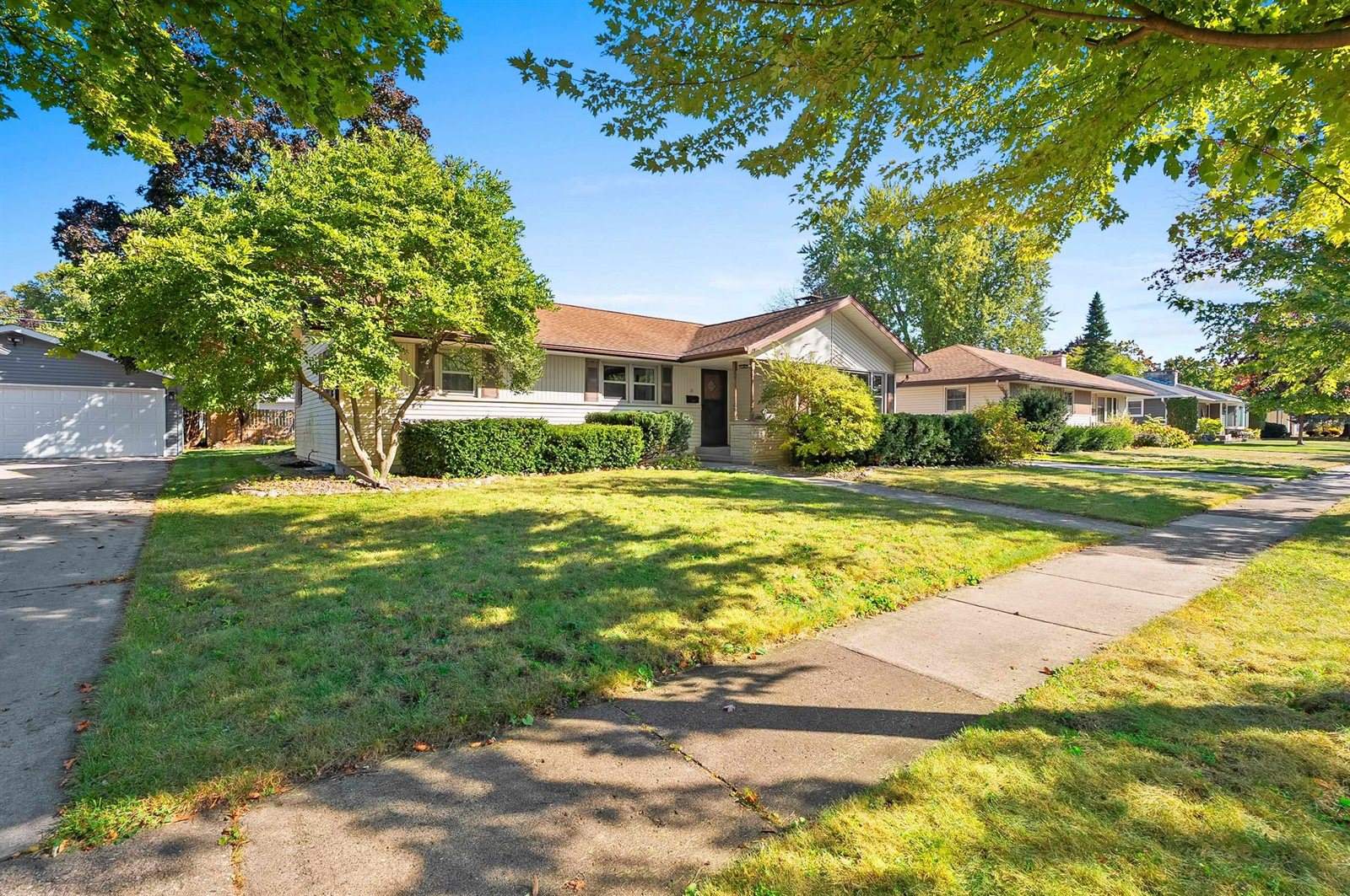 21 Arvey Lane, Fond Du Lac, WI 54935