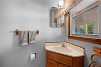 21 Arvey Lane, Fond Du Lac, WI 54935