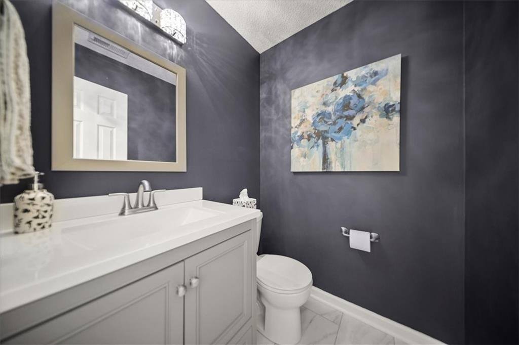 21624 West 53rd Terrace, Shawnee, KS 66226