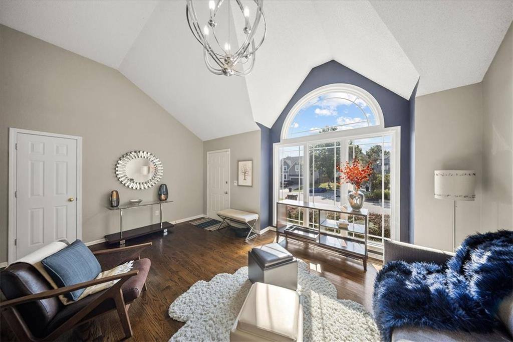 21624 West 53rd Terrace, Shawnee, KS 66226