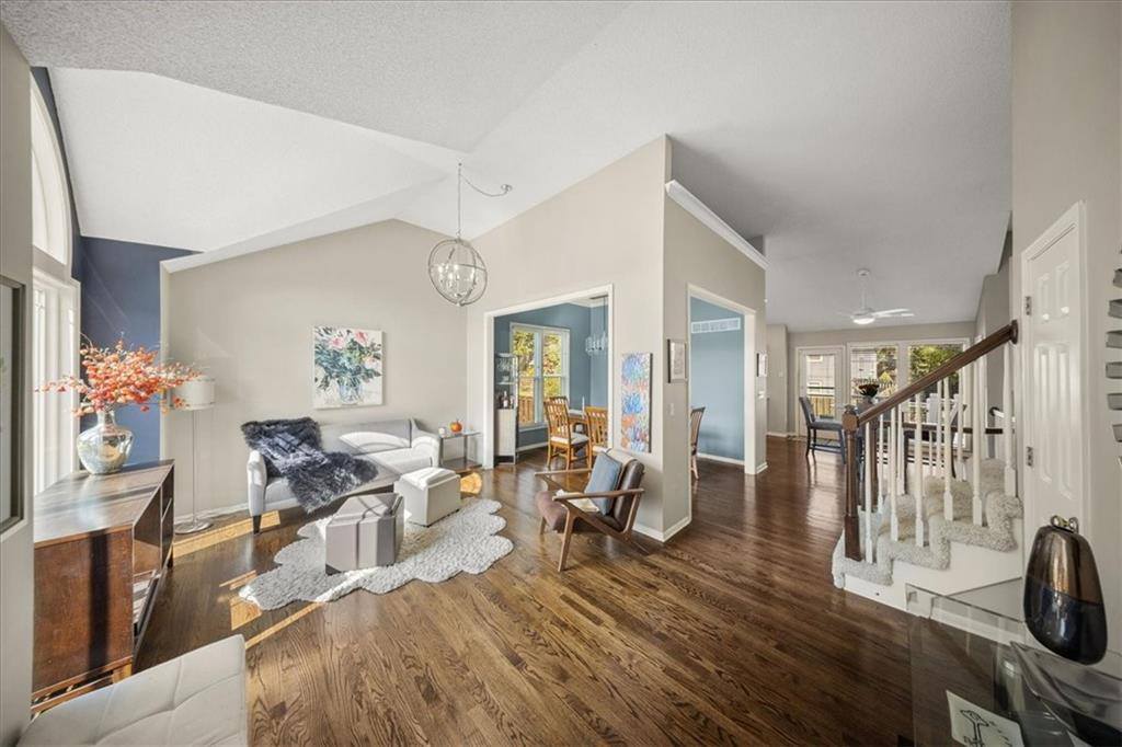 21624 West 53rd Terrace, Shawnee, KS 66226