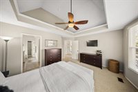 21624 West 53rd Terrace, Shawnee, KS 66226