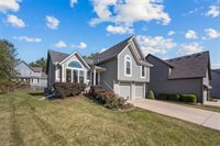 21624 West 53rd Terrace, Shawnee, KS 66226