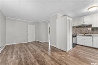 1515 South Concord Street, Davenport, IA 52802