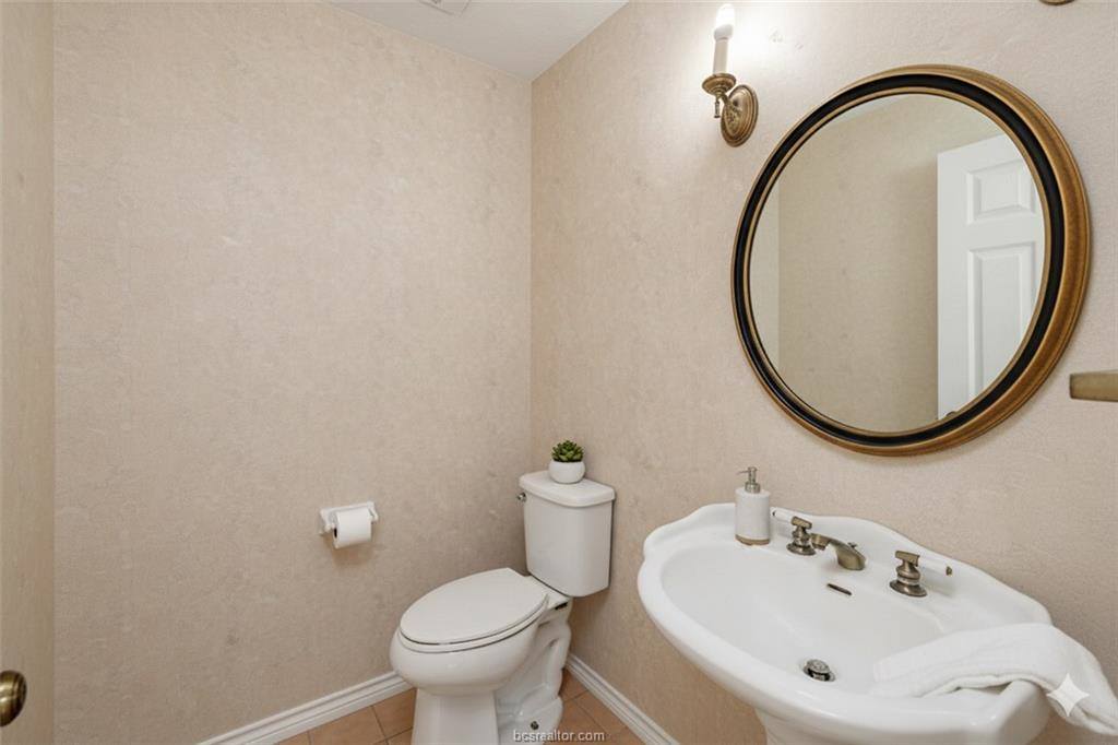 4597 Sandpiper Cove, College Station, TX 77845