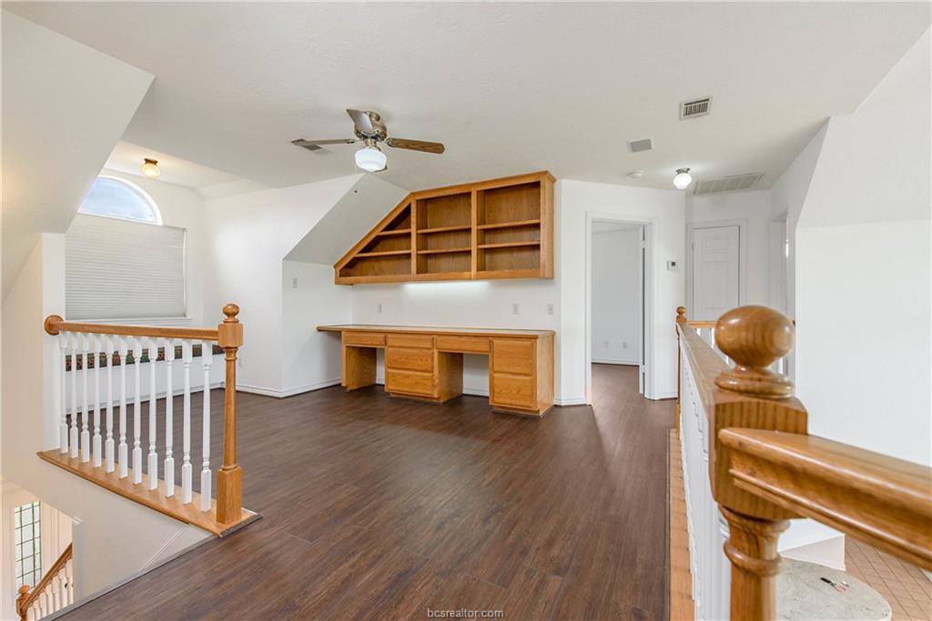 4597 Sandpiper Cove, College Station, TX 77845