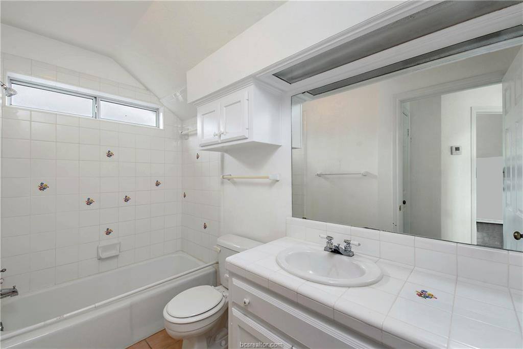 4597 Sandpiper Cove, College Station, TX 77845