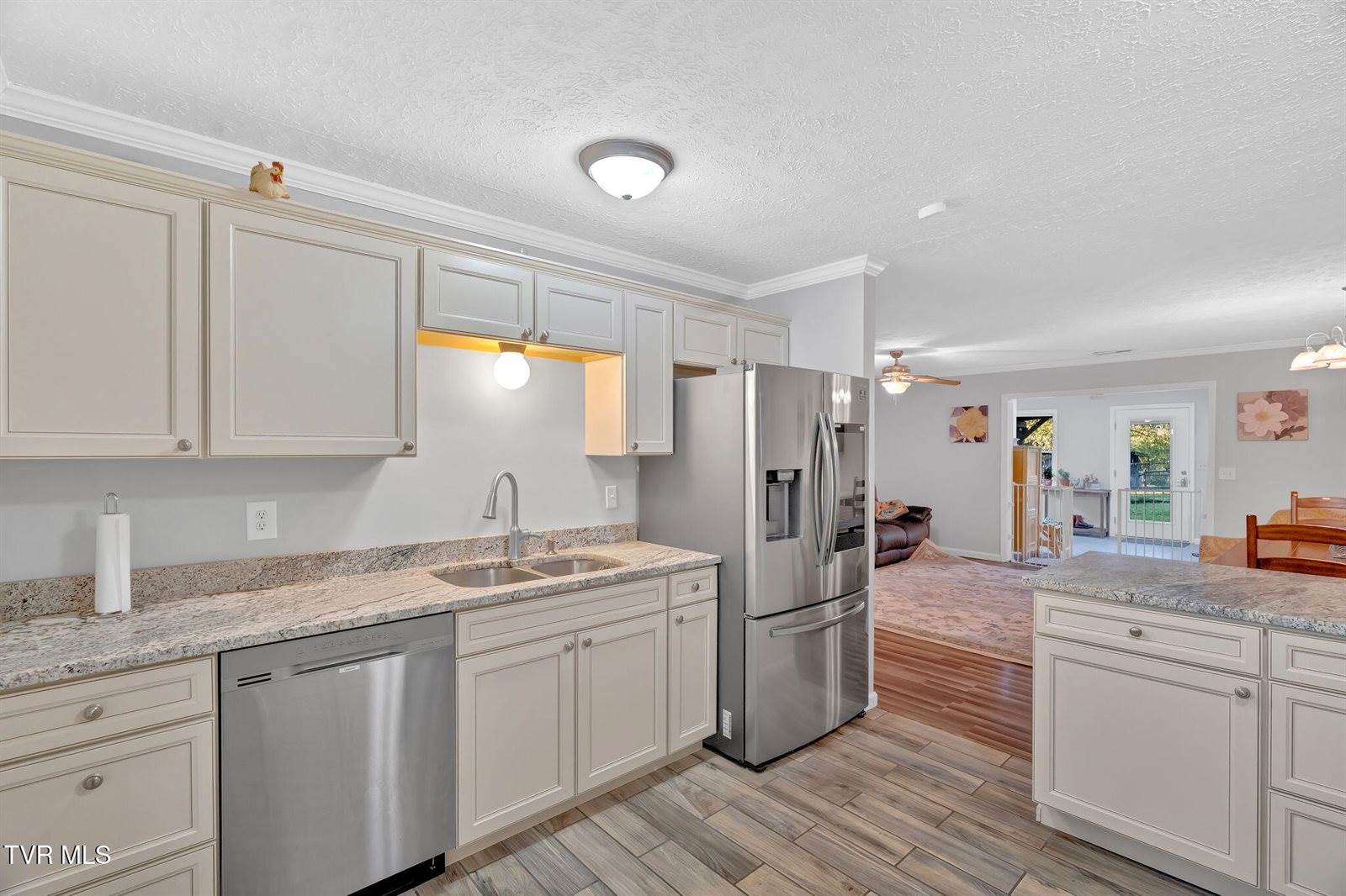 222 Roy Martin Road, Gray, TN 37615