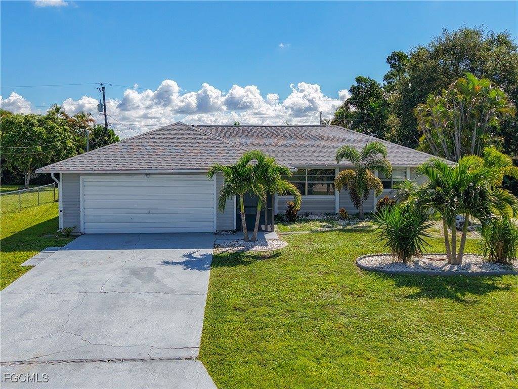 3815 SW 6th Avenue, Cape Coral, FL 33914