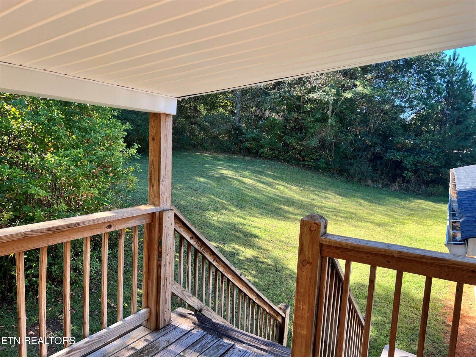 1946 Welcome Valley Rd, Benton, TN 37307