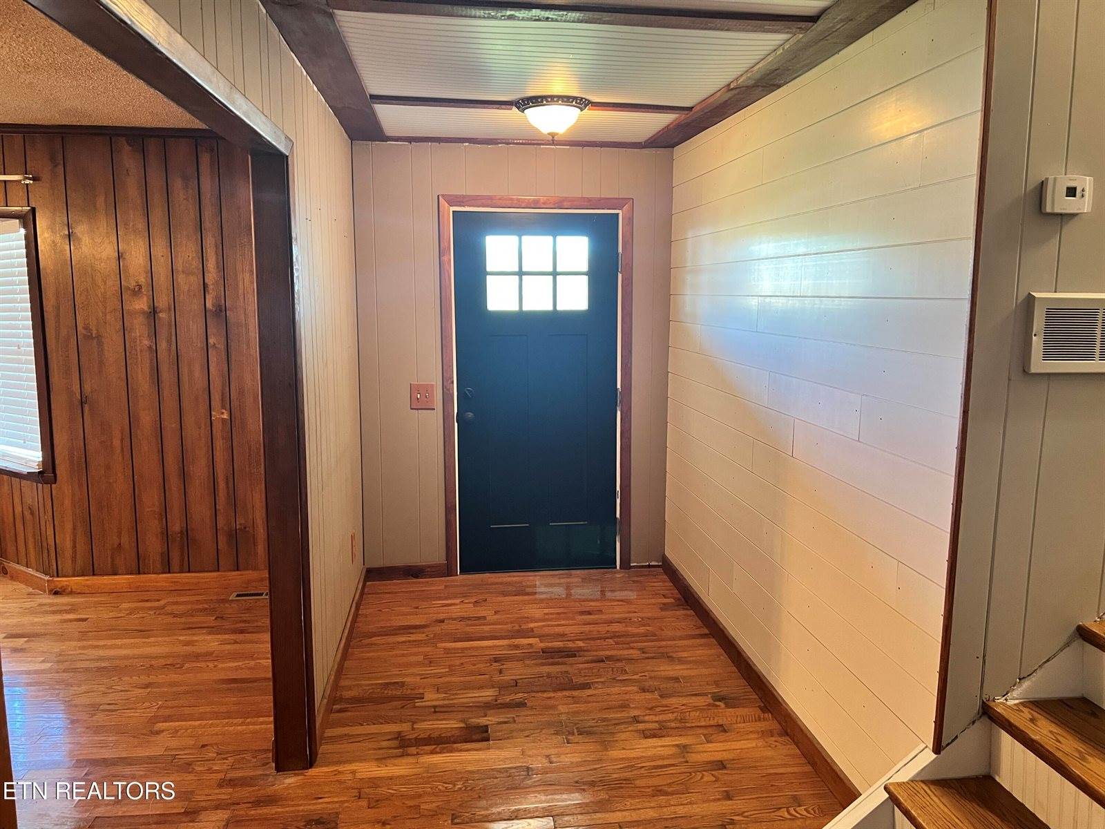 1946 Welcome Valley Rd, Benton, TN 37307