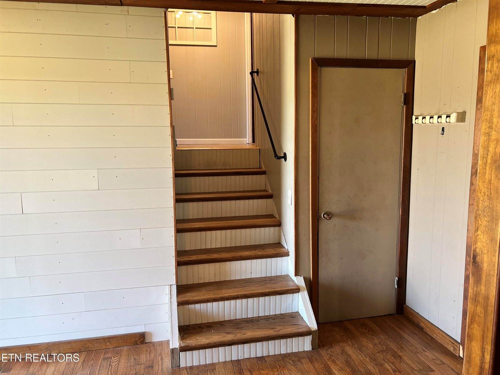 1946 Welcome Valley Rd, Benton, TN 37307