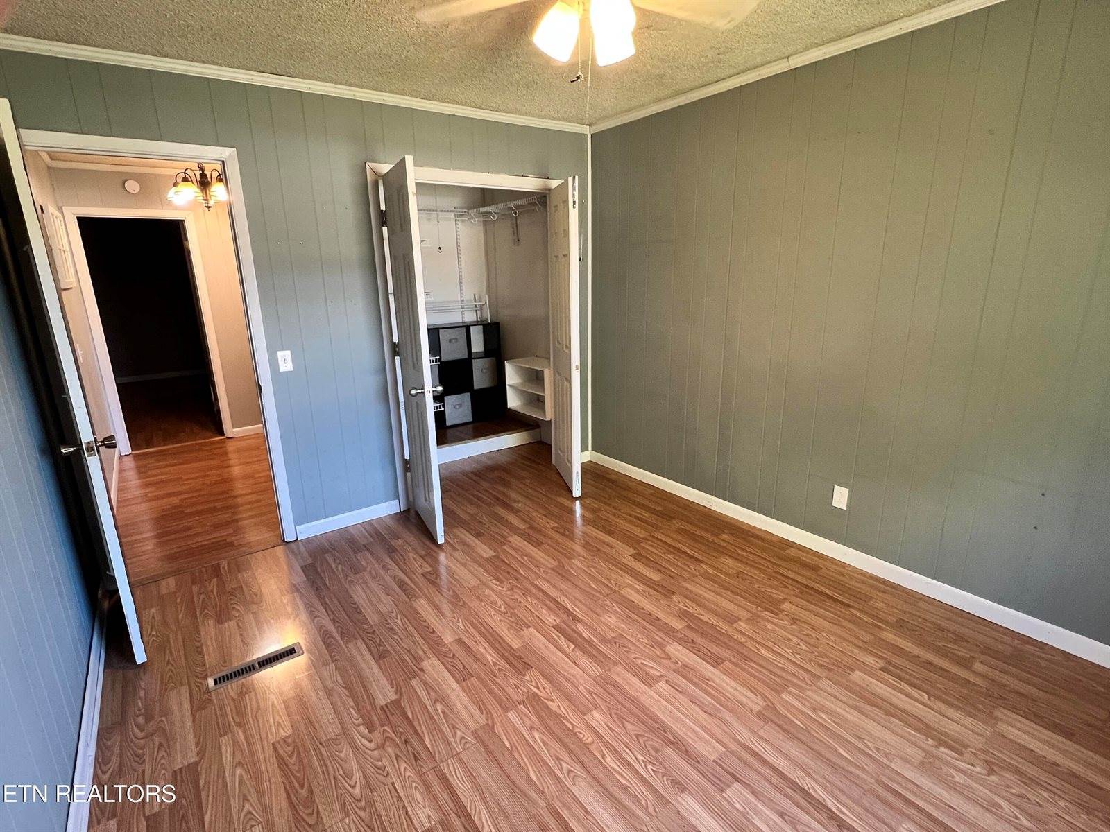 1946 Welcome Valley Rd, Benton, TN 37307