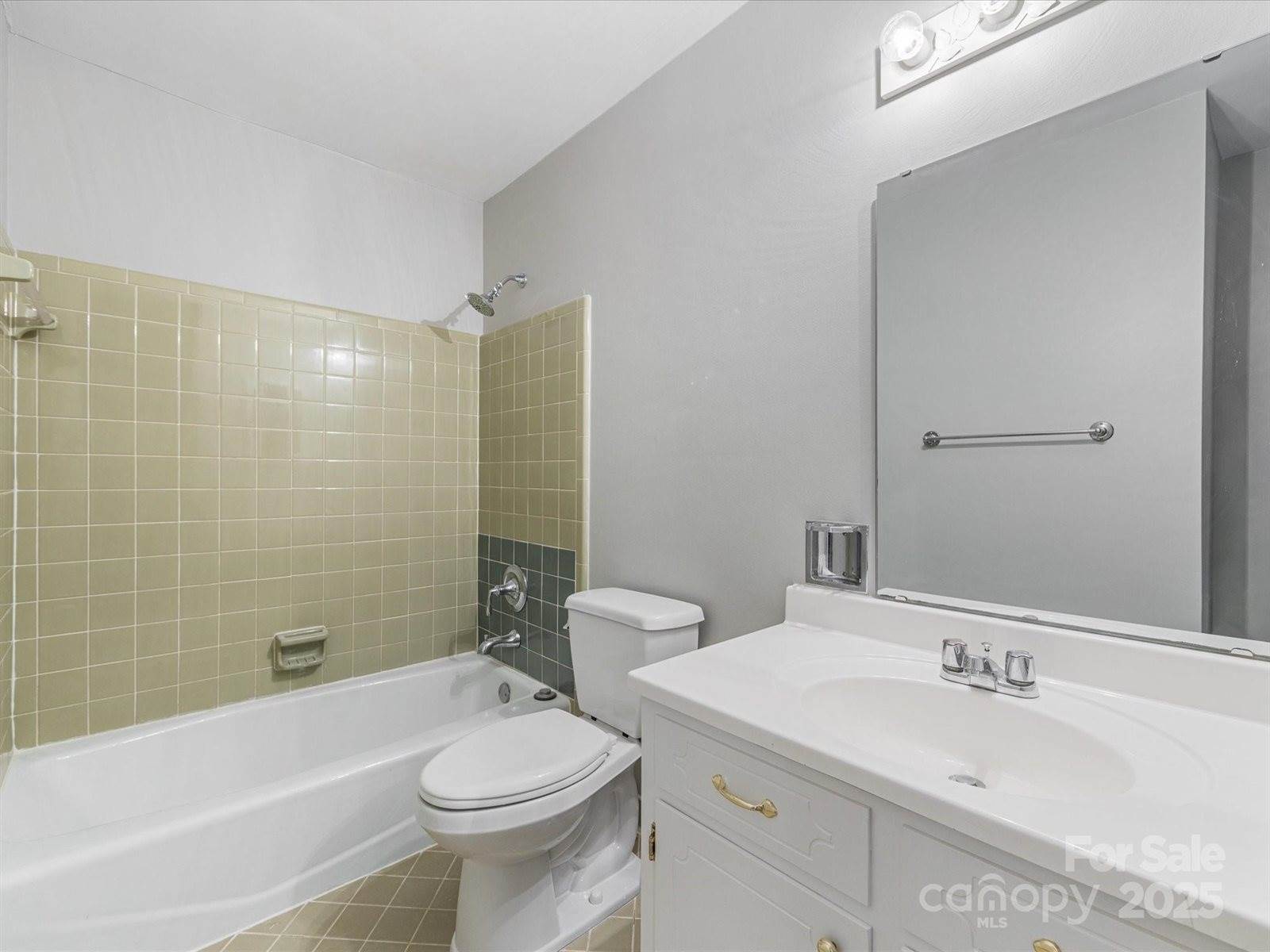 7322 Kilcullen Drive, Charlotte, NC 28270