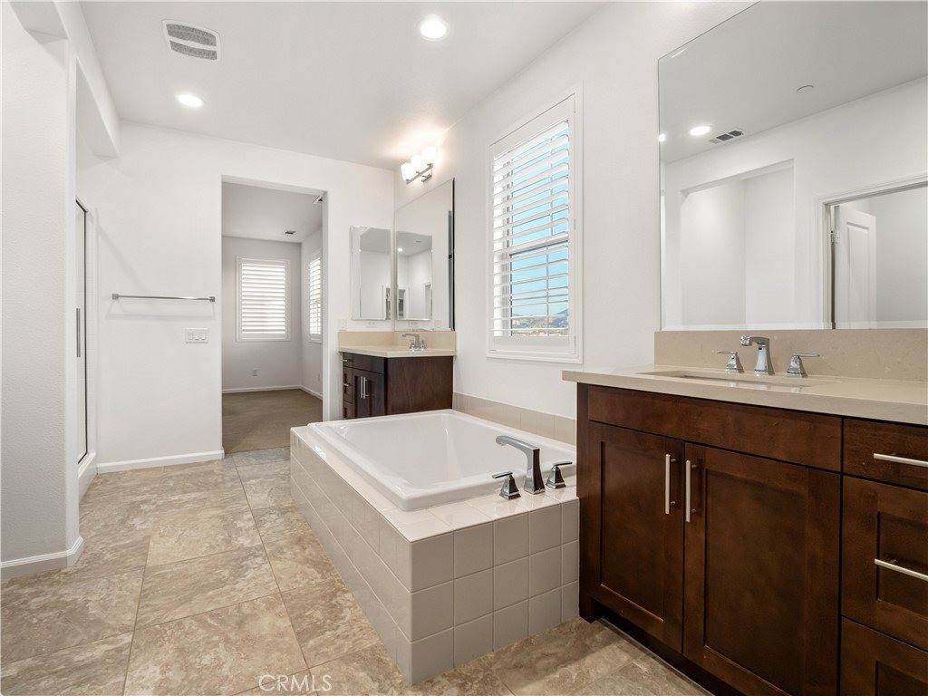 20650 Huntley Way, Saugus, CA 91350