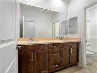 20650 Huntley Way, Saugus, CA 91350