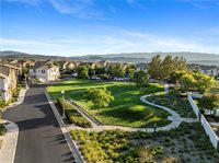 20650 Huntley Way, Saugus, CA 91350
