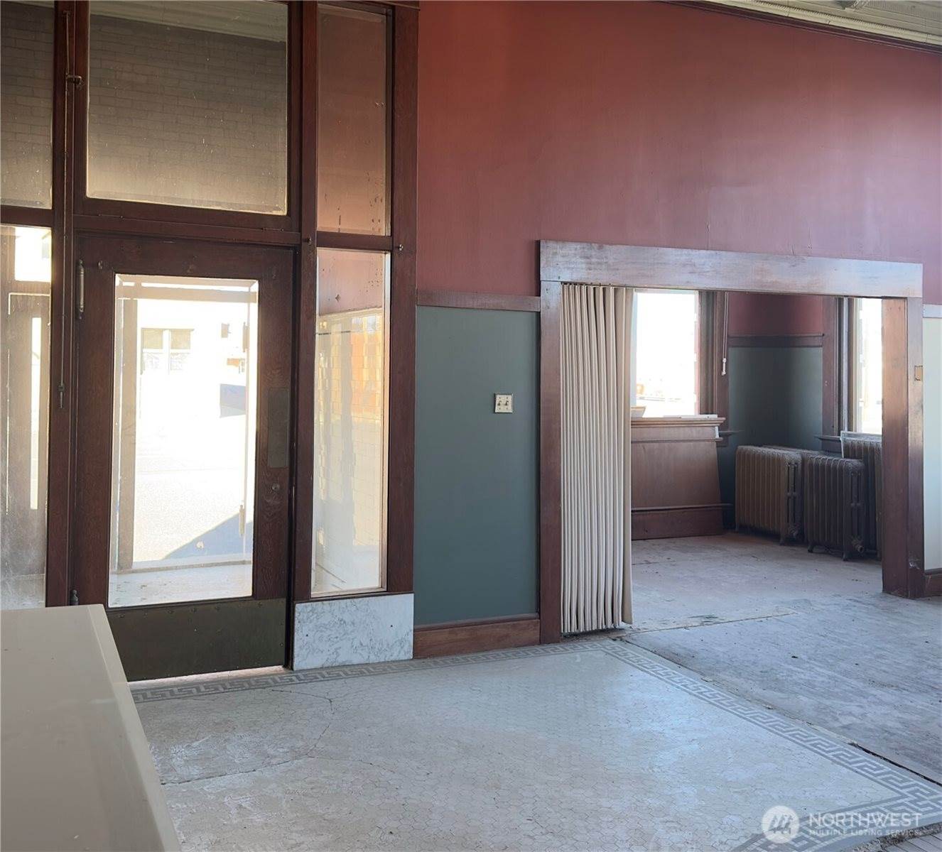 301 West Main Street, Almira, WA 99103