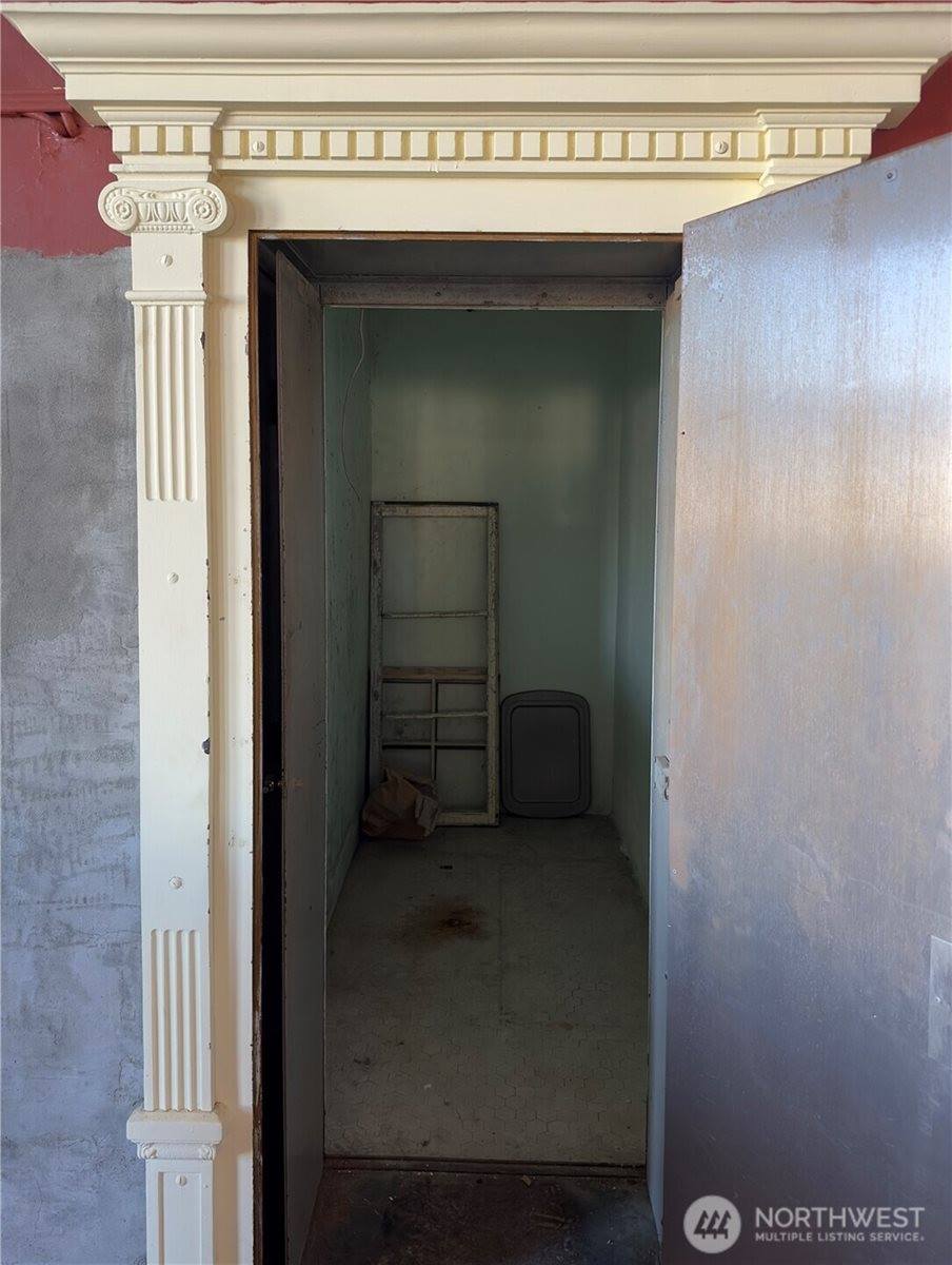 301 West Main Street, Almira, WA 99103