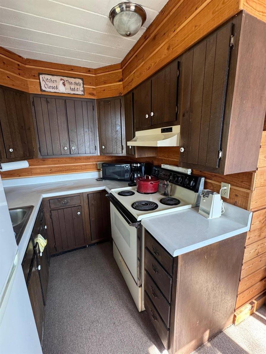 2247 Deep Portage Drive NW, Ponto Lake Township, MN 56435