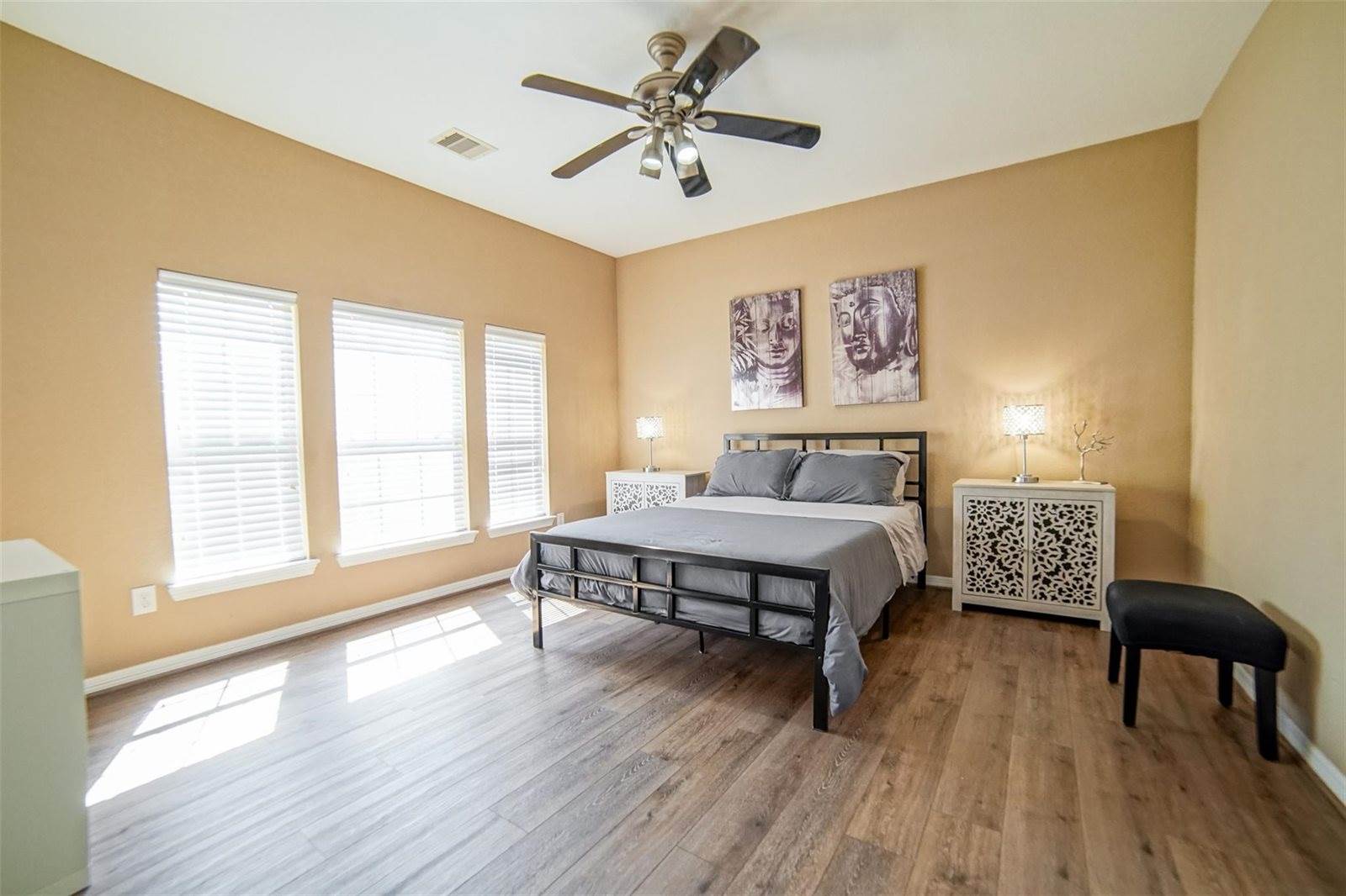 21602 West Gold Buttercup Court, Cypress, TX 77433