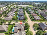 21602 West Gold Buttercup Court, Cypress, TX 77433