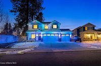 10589 North Crimson Dr, Hayden, ID 83835