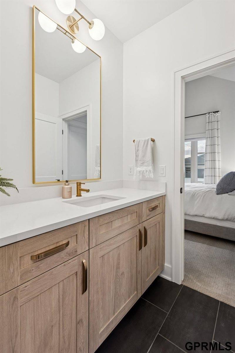 3929 South 213 Avenue, Elkhorn, NE 68022