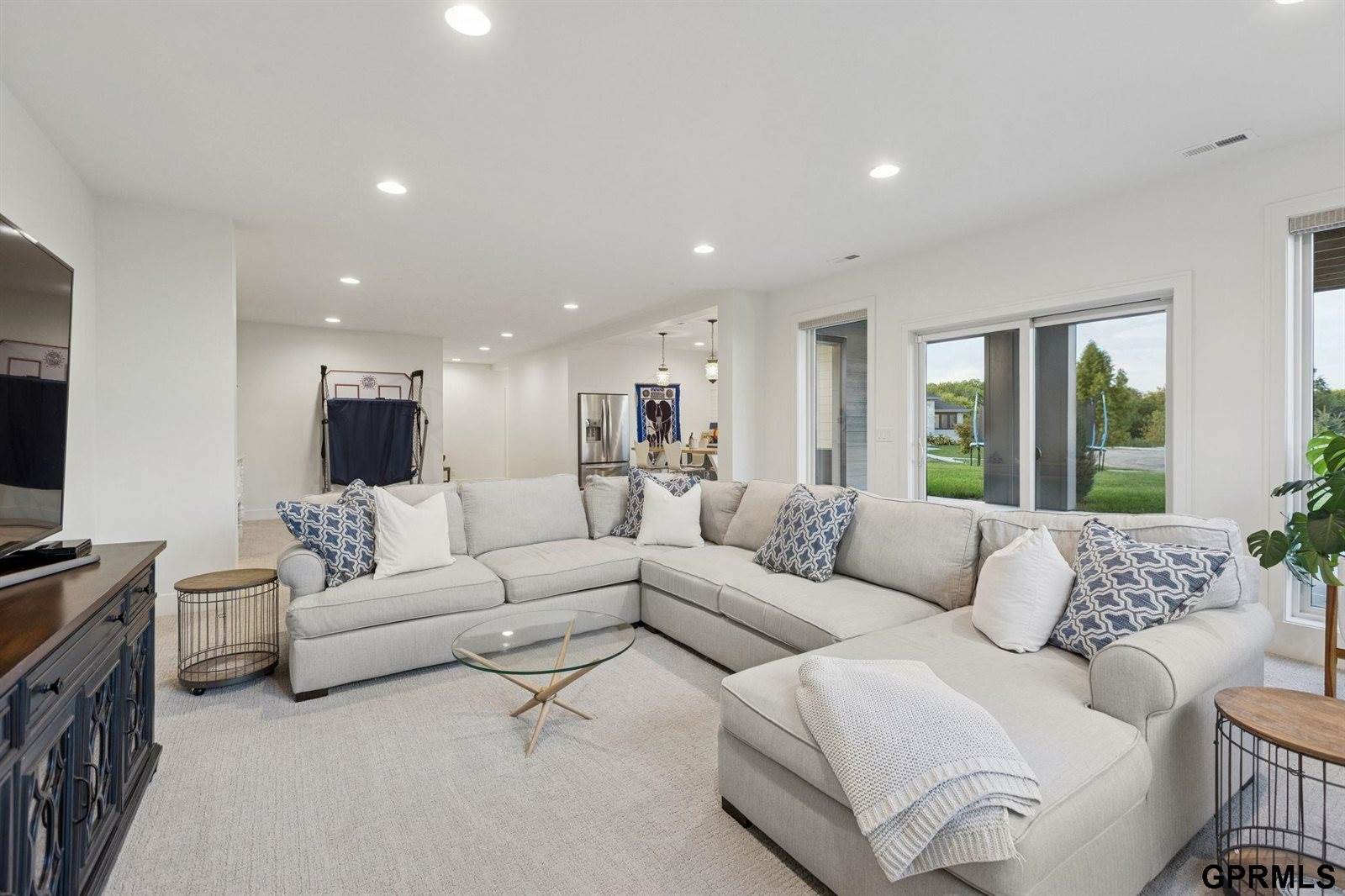 3929 South 213 Avenue, Elkhorn, NE 68022