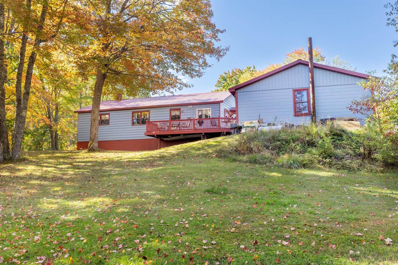 105 River Road, Howland, ME 04448