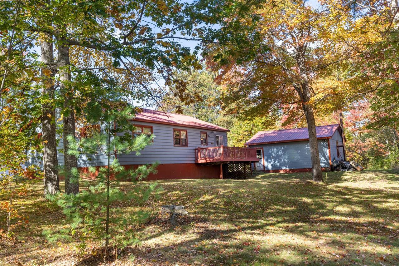 105 River Road, Howland, ME 04448