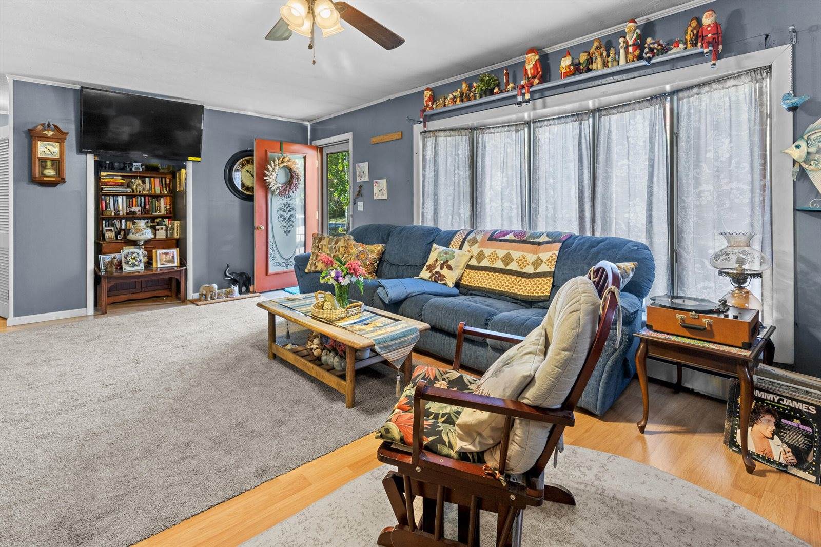 105 River Road, Howland, ME 04448