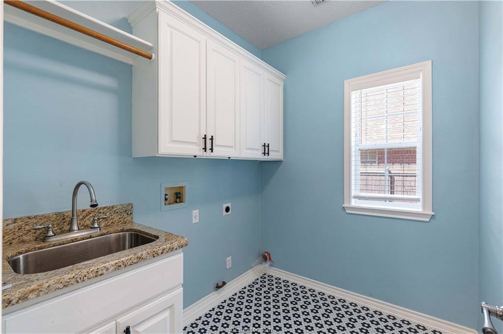 3211 Innsbruck Circle, College Station, TX 77845