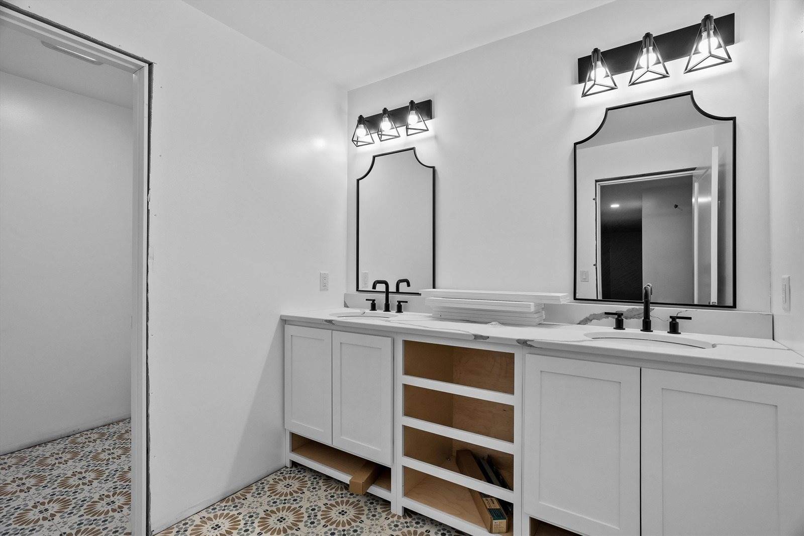 404 S Cypress Avenue, Marshfield, WI 54449