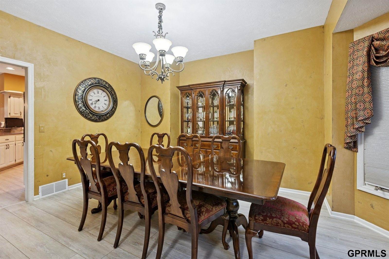 2470 North 150 Street, Omaha, NE 68116