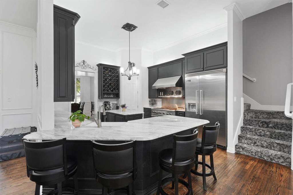 2800 Park Drive, Dalworthington Gardens, TX 76016