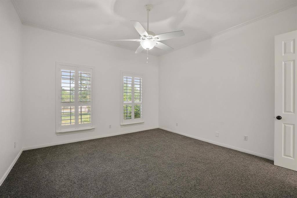 2800 Park Drive, Dalworthington Gardens, TX 76016