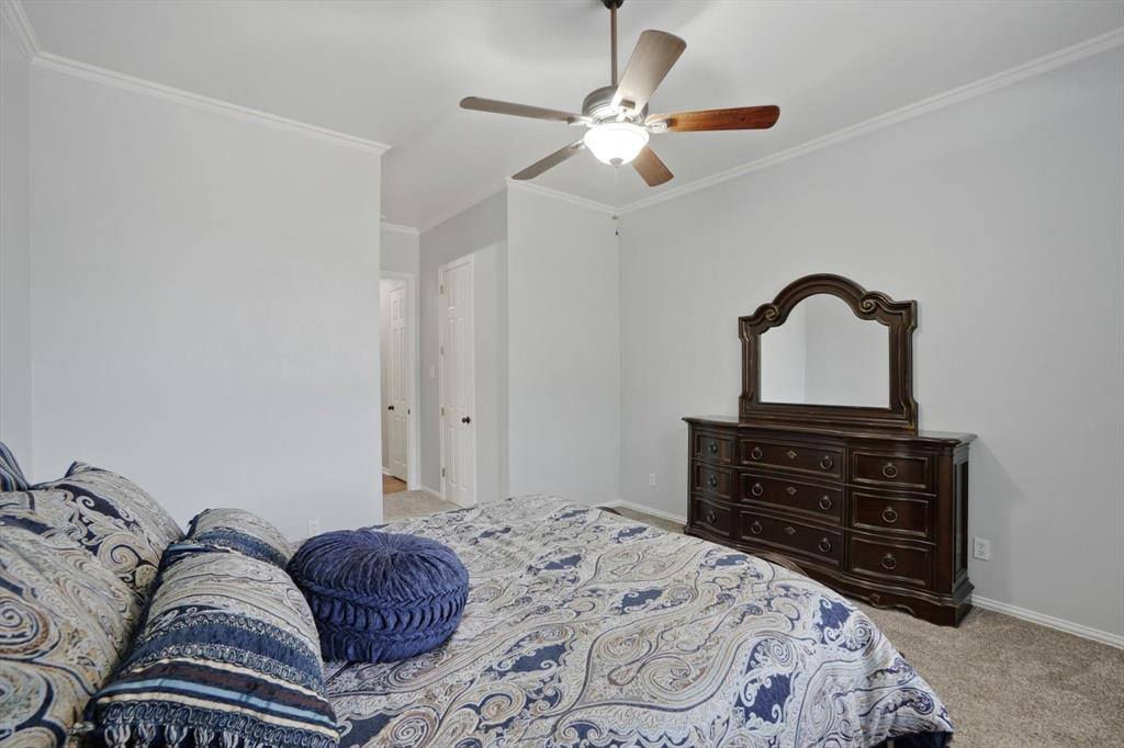 2800 Park Drive, Dalworthington Gardens, TX 76016