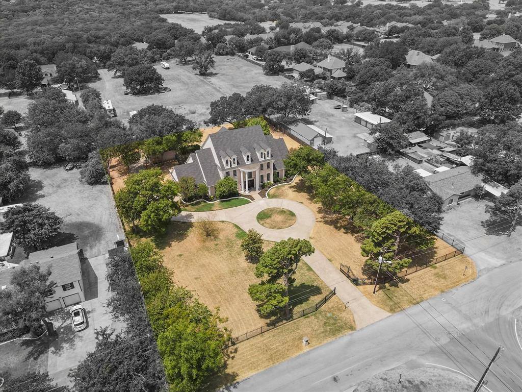2800 Park Drive, Dalworthington Gardens, TX 76016