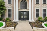 2800 Park Drive, Dalworthington Gardens, TX 76016