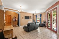 1303 West Main Street, Waxahachie, TX 75165