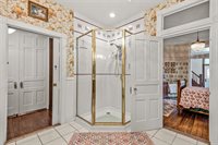 1303 West Main Street, Waxahachie, TX 75165