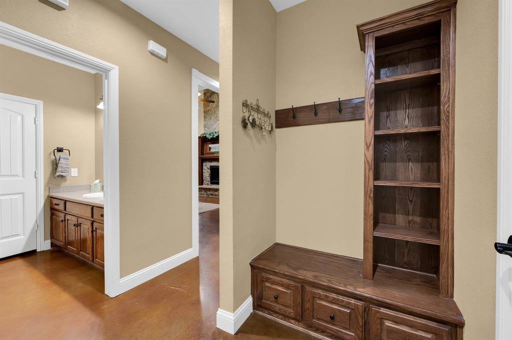 3 Remington Court, Red Oak, TX 75154