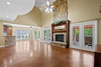 3 Remington Court, Red Oak, TX 75154