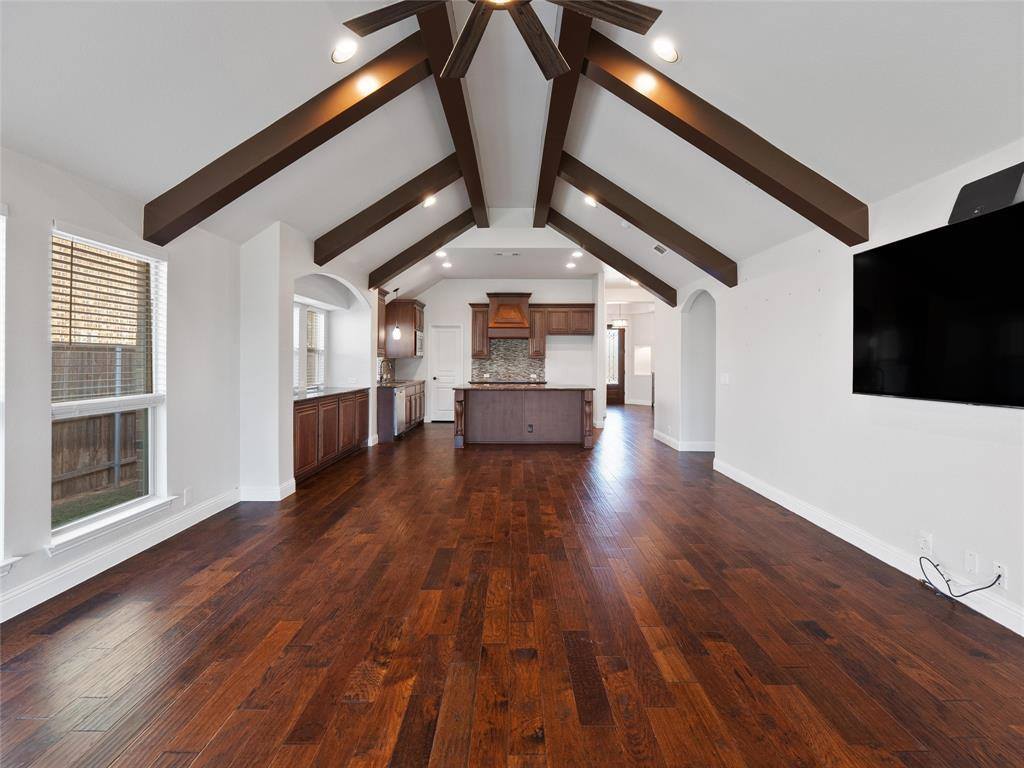 218 Calvert Drive, Midlothian, TX 76065