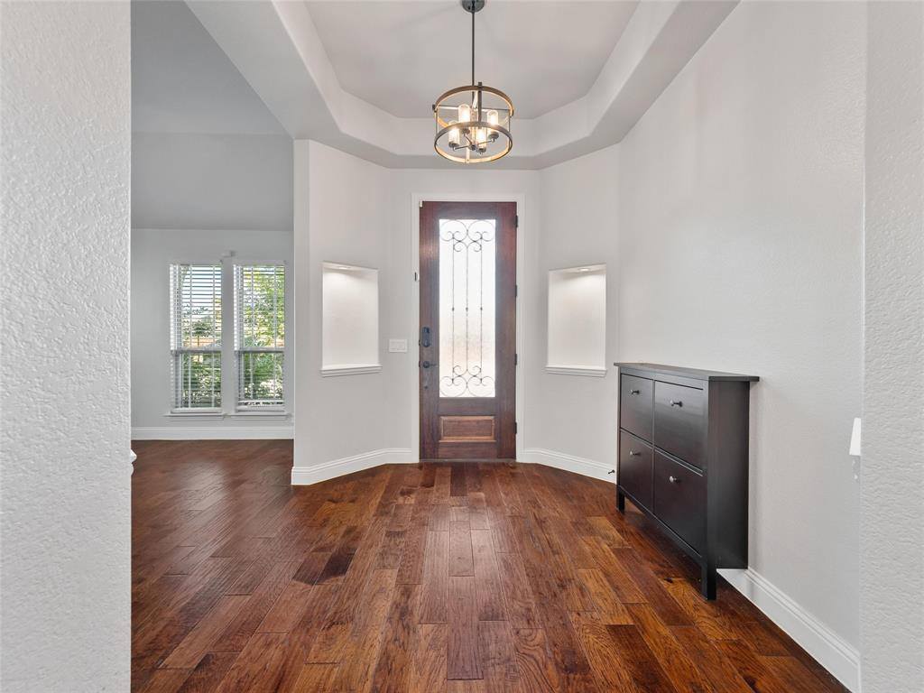 218 Calvert Drive, Midlothian, TX 76065