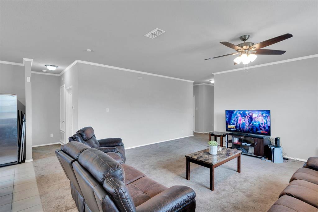 205 Bay Street, Waxahachie, TX 75165